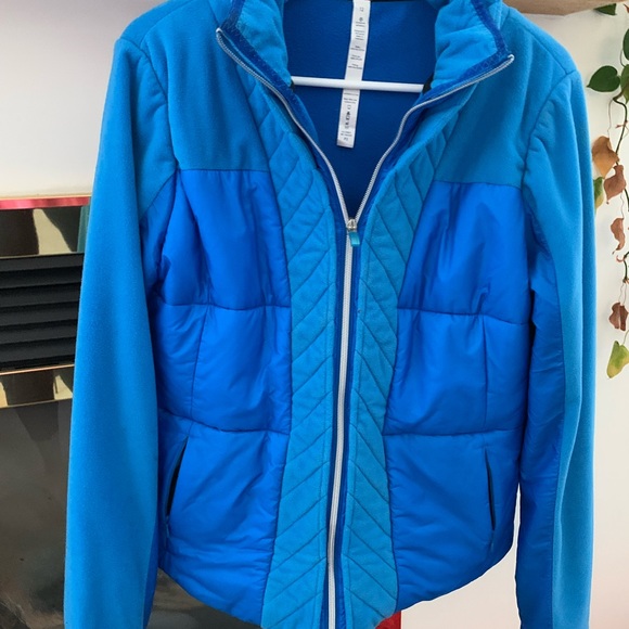 LuluLemon Blue Puffer Jacket, size 12 - Picture 1 of 4